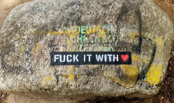 Fuck Heart Written Stone — Stock fotografie