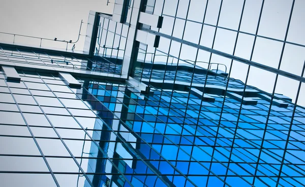 Moderne gläserne Hochhäuser am Morgen — Stockfoto