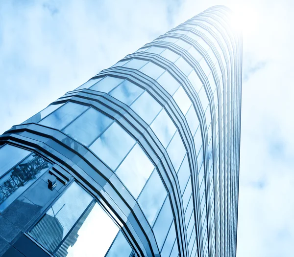 Contemporary skyscraper — Stock Photo, Image