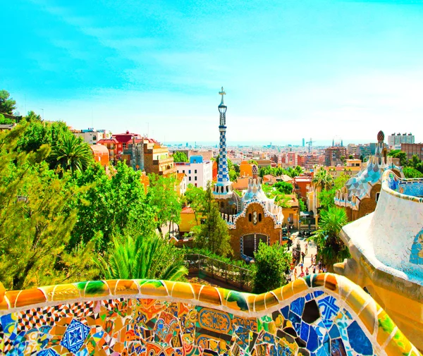 Park Guell i Barcelona, Spanien - Stock-foto