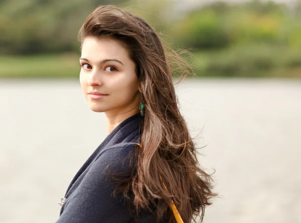 Retrato de cara femenina —  Fotos de Stock