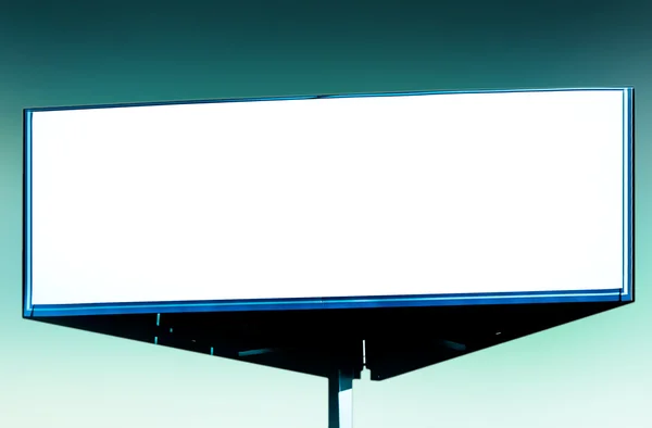 Fondo blanco ancho de la cartelera en blanco grande iluminada —  Fotos de Stock