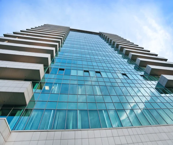 Vista panorâmica e perspectiva de ângulo largo para backgrou azul de aço — Fotografia de Stock