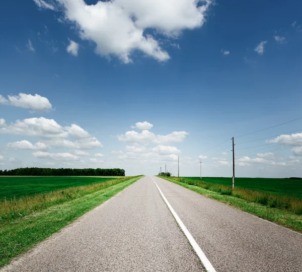 Landelijke weg — Stockfoto