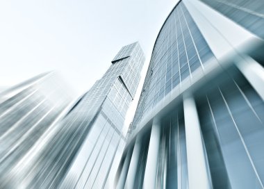 panoramik ve perspektif geniş açı çelik mavi arka plan cam yüksek artış binanın gökdelenler gece iş kavramı başarılı endüstriyel mimari, modern futuristik şehir görünümünü