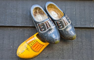 Hollandalı Ayakkabı