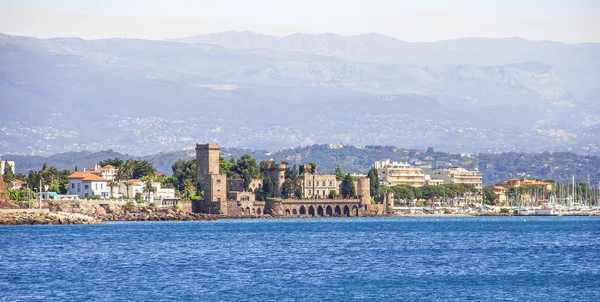 La Napoule and the castle from the sea, south of France — Stock Photo, Image