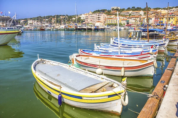 O porto de Cassis, sul da França — Fotografia de Stock
