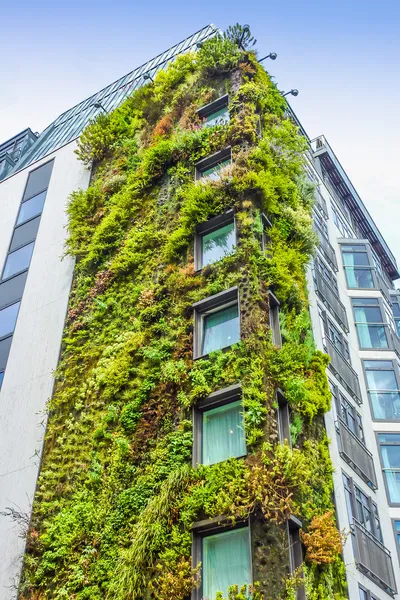 Ekologiczne, budynek w Londynie — Zdjęcie stockowe