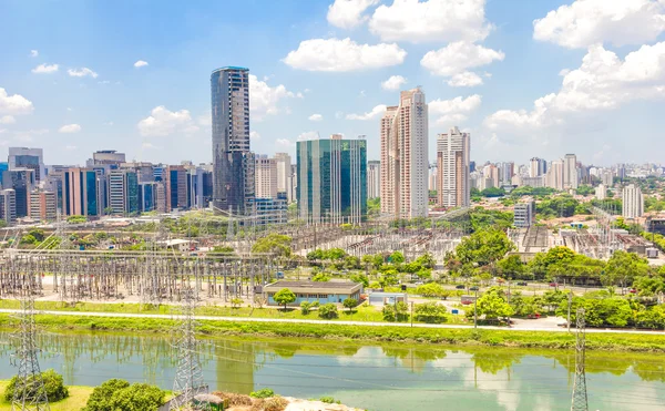Utsikt över Sao Paulo och floden, Brasilien — Stockfoto