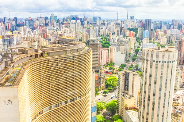 Vista de Sao Paulo y el famoso edificio Copán . —  Fotos de Stock