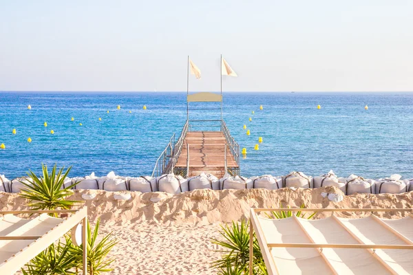 Spiaggia a Cannes — Foto Stock