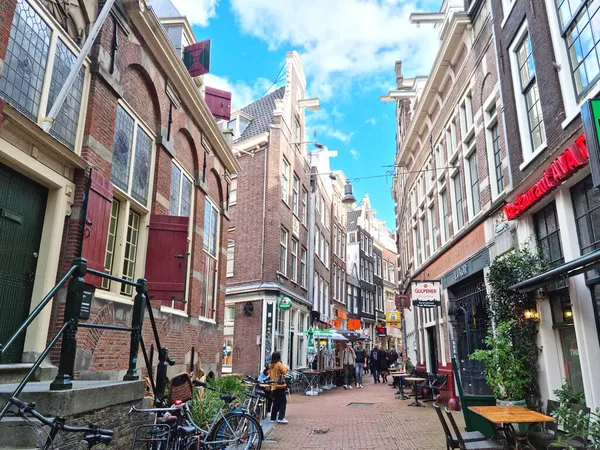Ámsterdam Países Bajos Octubre 2021 Gente Caminando Por Calle Kalverstraat — Foto de Stock