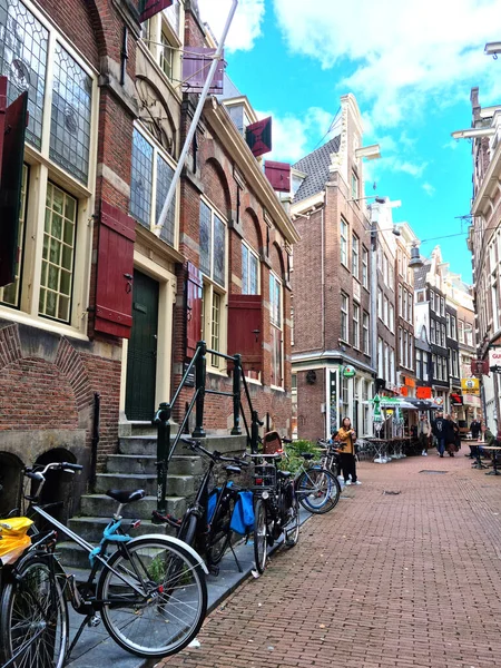 Amsterdam Nederländerna Oktober 2021 Folk Går Kalverstraat Gatan Den Livliga — Stockfoto