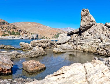 Preveli sahilinde kayalar, Girit, Yunanistan