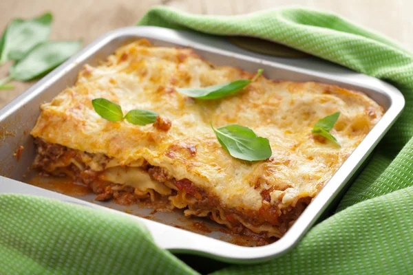 Klasyczna lasagne bolognese — Zdjęcie stockowe