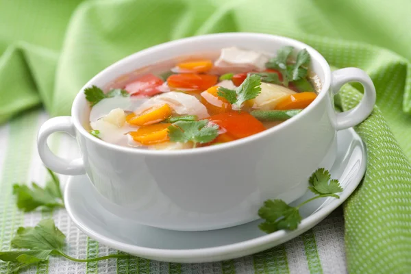 Sopa de frango com legumes — Fotografia de Stock