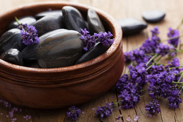 Spa stones and lavender — Stock Photo, Image