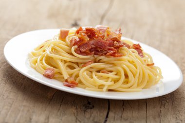 spagetti carbonara