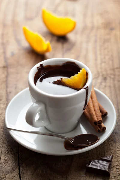 Hot chocolate with orange and cinnamon — Stock Photo, Image