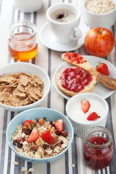 Gesundes Frühstück — Stockfoto