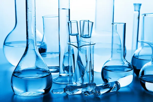 Chemical laboratory glassware — Stock Photo, Image