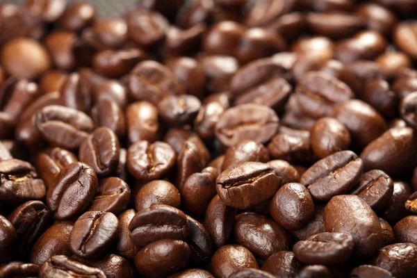 Roasted coffee beans background — Stock Photo, Image