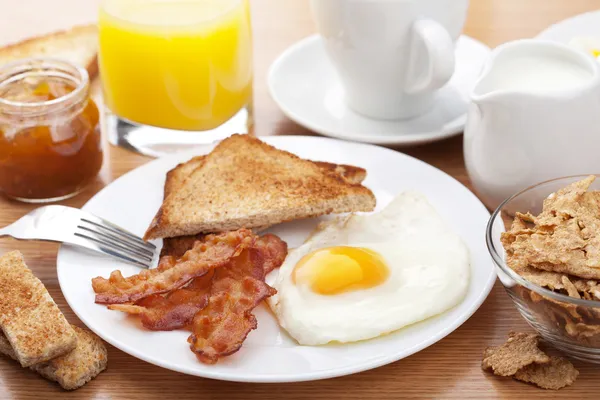 Traditionell frukost — Stockfoto