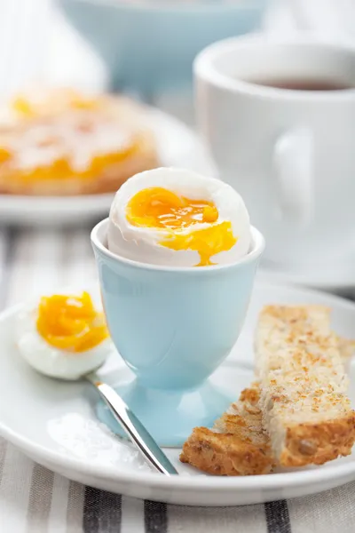 朝食にゆで卵 — ストック写真
