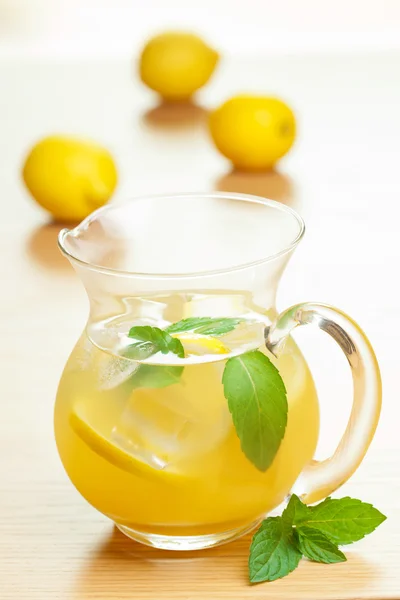 Fresh lemonade — Stock Photo, Image