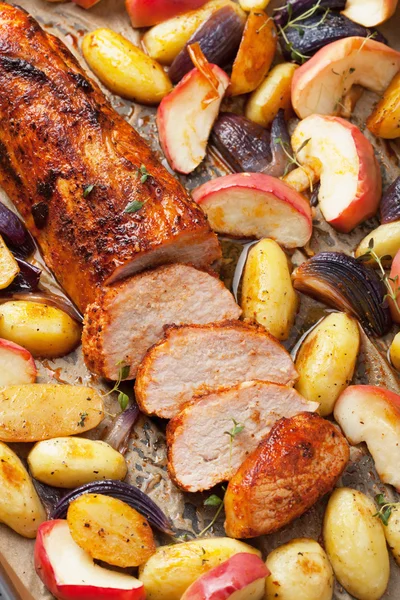 Pork baked with vegetables on a tray — Stock Photo, Image