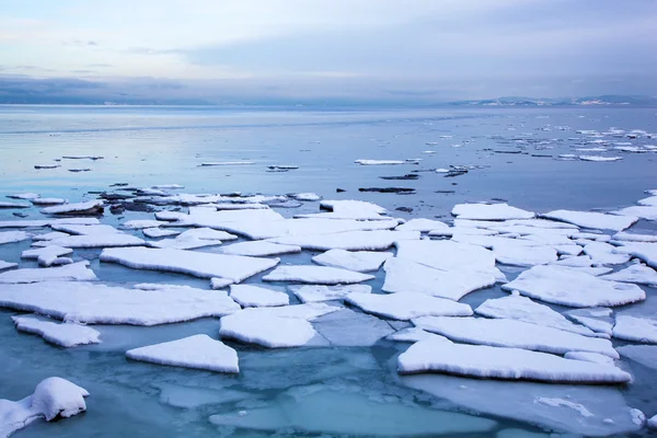 Ledová kra v zimě Norsko — Stock fotografie