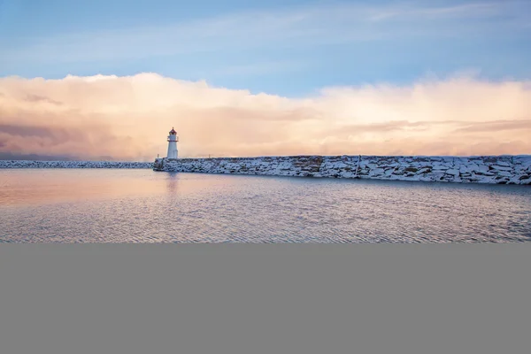 Vista de inverno de um farol em Trondheim — Fotografia de Stock