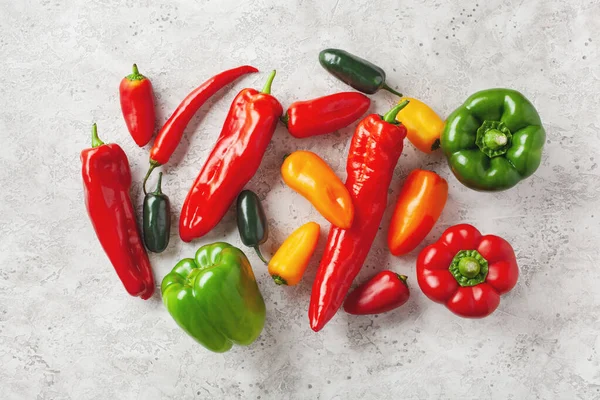 Rozmanité Červené Zelené Žluté Papriky Zelenina Chilli Habanero — Stock fotografie