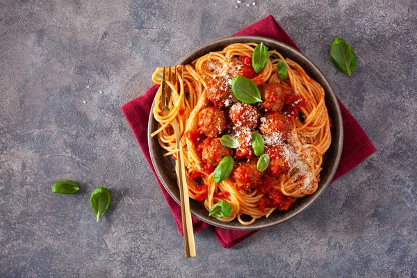 Špagety Karbanátky Tomatová Omáčka Italská Těstoviny — Stock fotografie