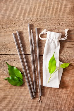 çevre dostu yeniden kullanılabilir metal içme saman. sıfır atık kavramı