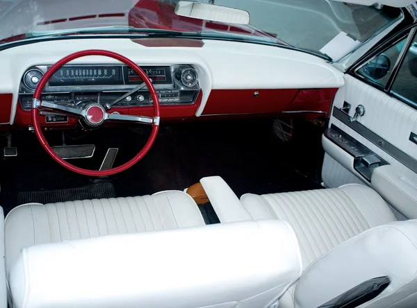 Retro carro clássico interior — Fotografia de Stock