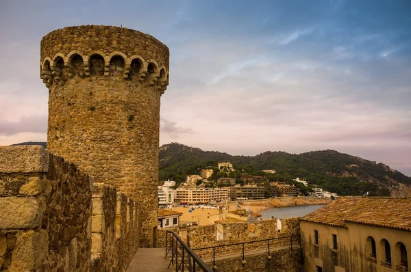 Věž vila vella pevnosti, tossa de mar — Stock fotografie