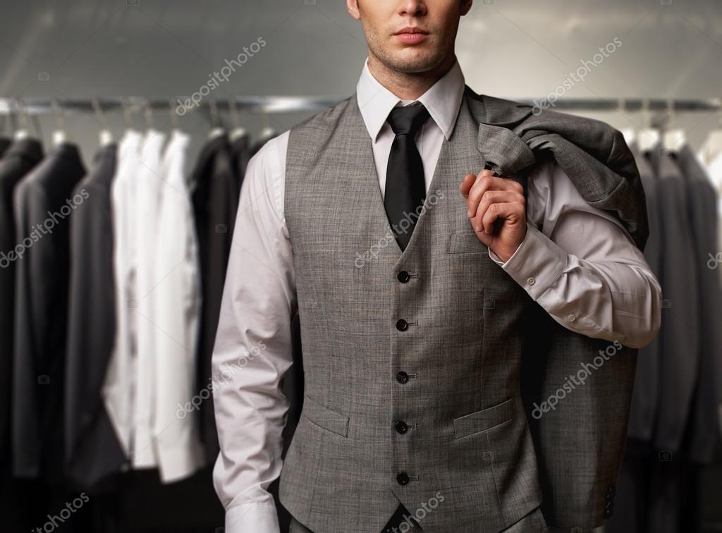 Hombres bien vestidos fotos de stock, imágenes de Hombres bien vestidos sin  royalties | Depositphotos
