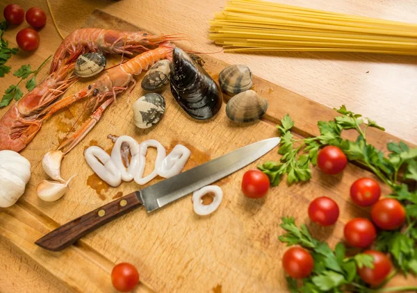 Seafood maaltijd voorbereiding — Stockfoto