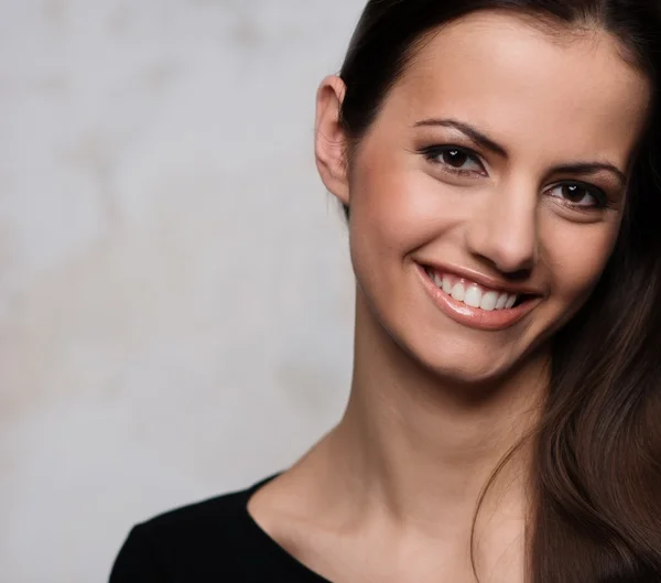 Mulher bonita jovem — Fotografia de Stock