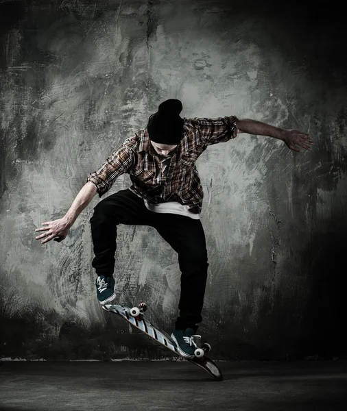 Jovem patinador — Fotografia de Stock