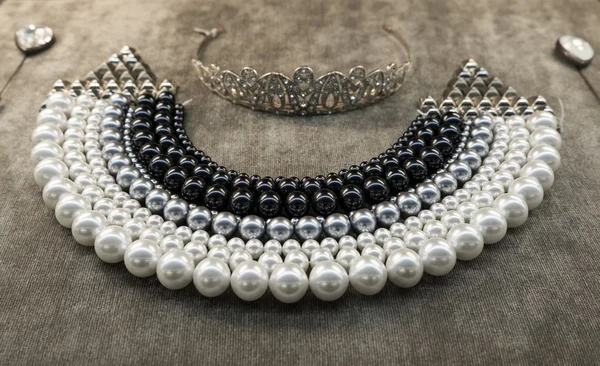 Luxury pearls necklace — Stock Photo, Image