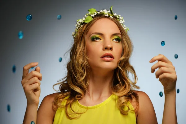 Girl in a studio — Stock Photo, Image