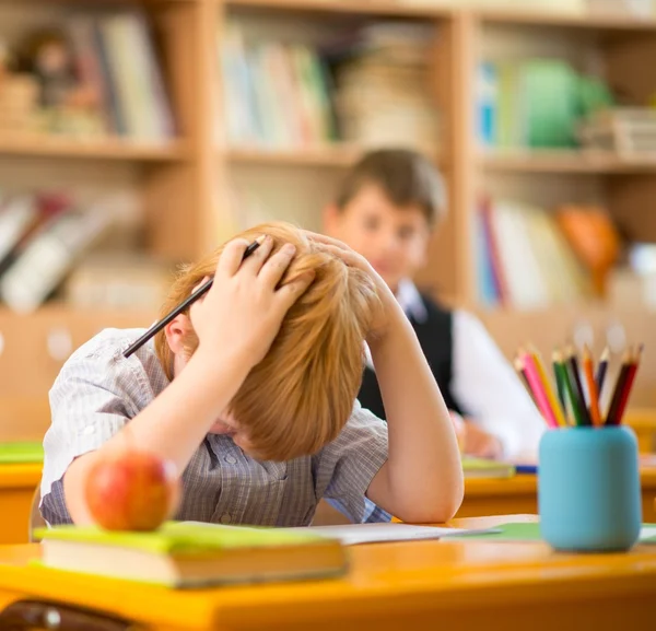 Kinder in der Schule — Stockfoto