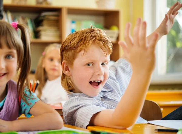 I bambini a scuola — Foto Stock