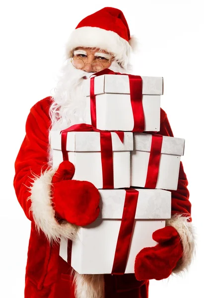 Papai Noel com caixas de presente isoladas em fundo branco — Fotografia de Stock