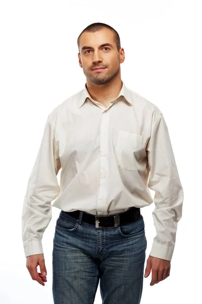 Yakışıklı bir adam beyaz gömlek beyaz arka plan üzerinde yürüme — Stok fotoğraf