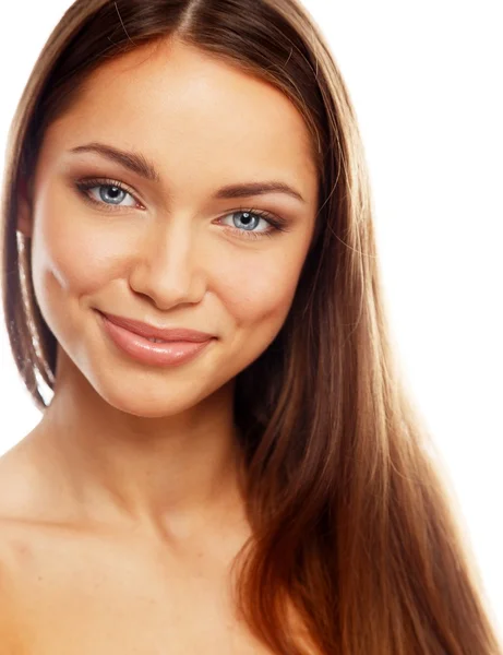 Jovem menina morena positiva com belo sorriso — Fotografia de Stock