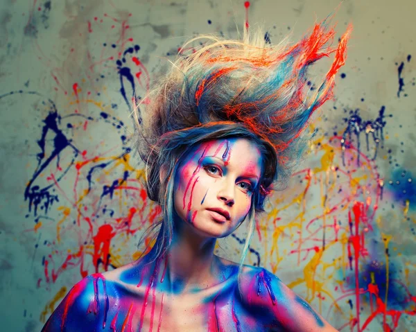 Young woman muse with creative body art and hairdo — Stock Photo, Image